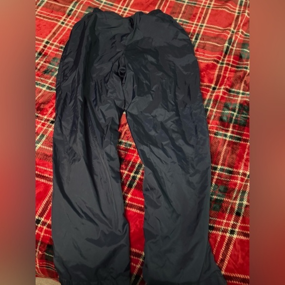 Nike navy windbreaker pants size M (8-10) - Picture 4 of 7